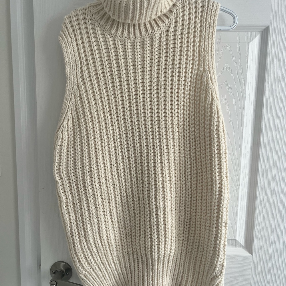 Cozy Cream Sleeveless Turtleneck Sweater